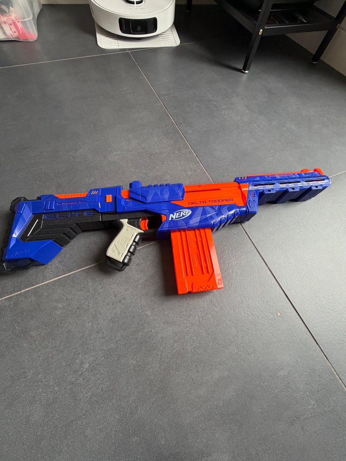 Nerf Elite Delta Trooper Blaster, Ophalen, Zo goed als nieuw, Jongen of Meisje