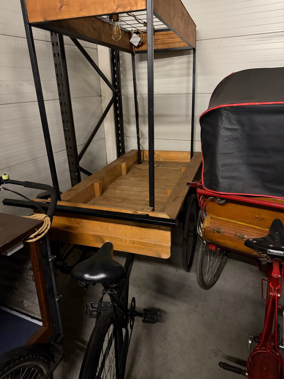 Diverse bakfietsen: Riksja, Grilfiets, Vitamine, Golfplaten, Terugtraprem, Gebruikt, Goederen, Ophalen