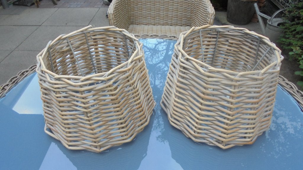 2 rieten lampenkappen, doorsnee 21-27H18cm, 25 cm, Gebruikt, Tafellamp, Rond