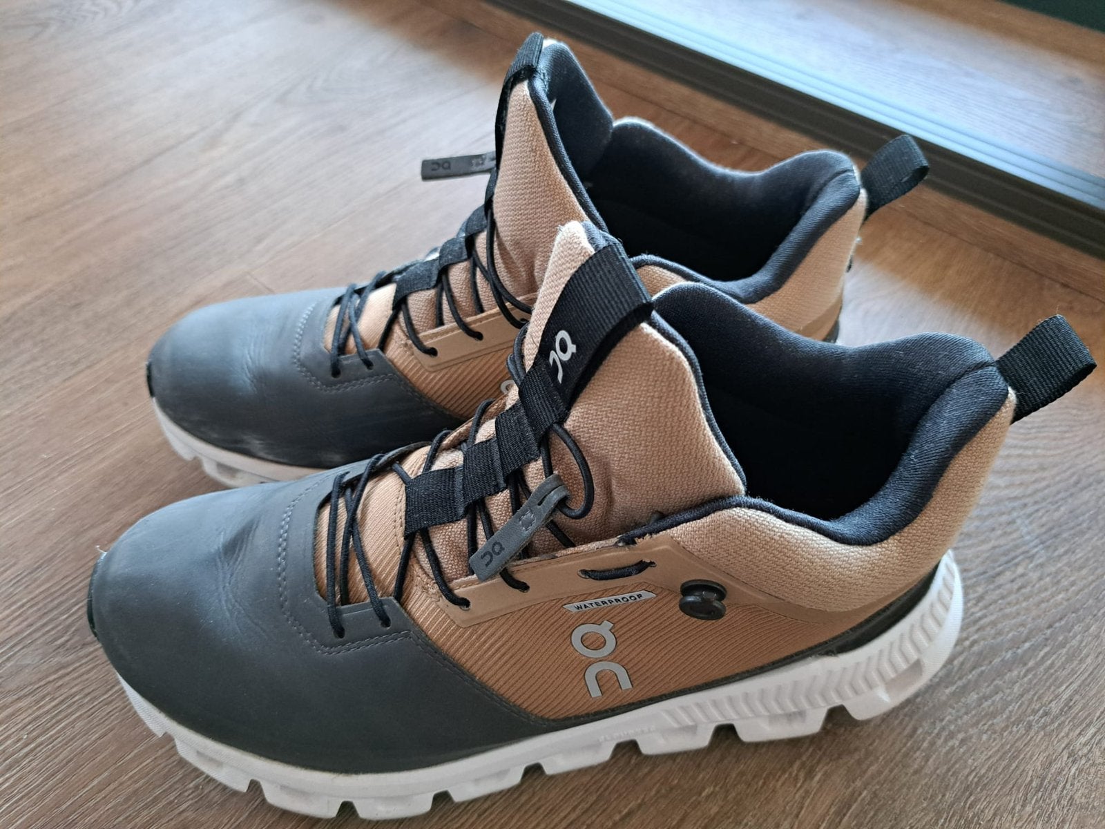 On dames wandelschoenen waterdicht beige M39, valt als M38, Kleding | Dames, Beige, Zo goed als nieuw, Wandelschoenen, Ophalen of Verzenden
