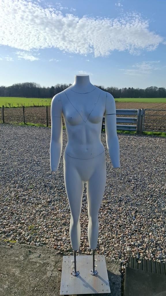 Vrouwelijke etalagepop ghost mannequin, Ophalen of Verzenden, Zo goed als nieuw