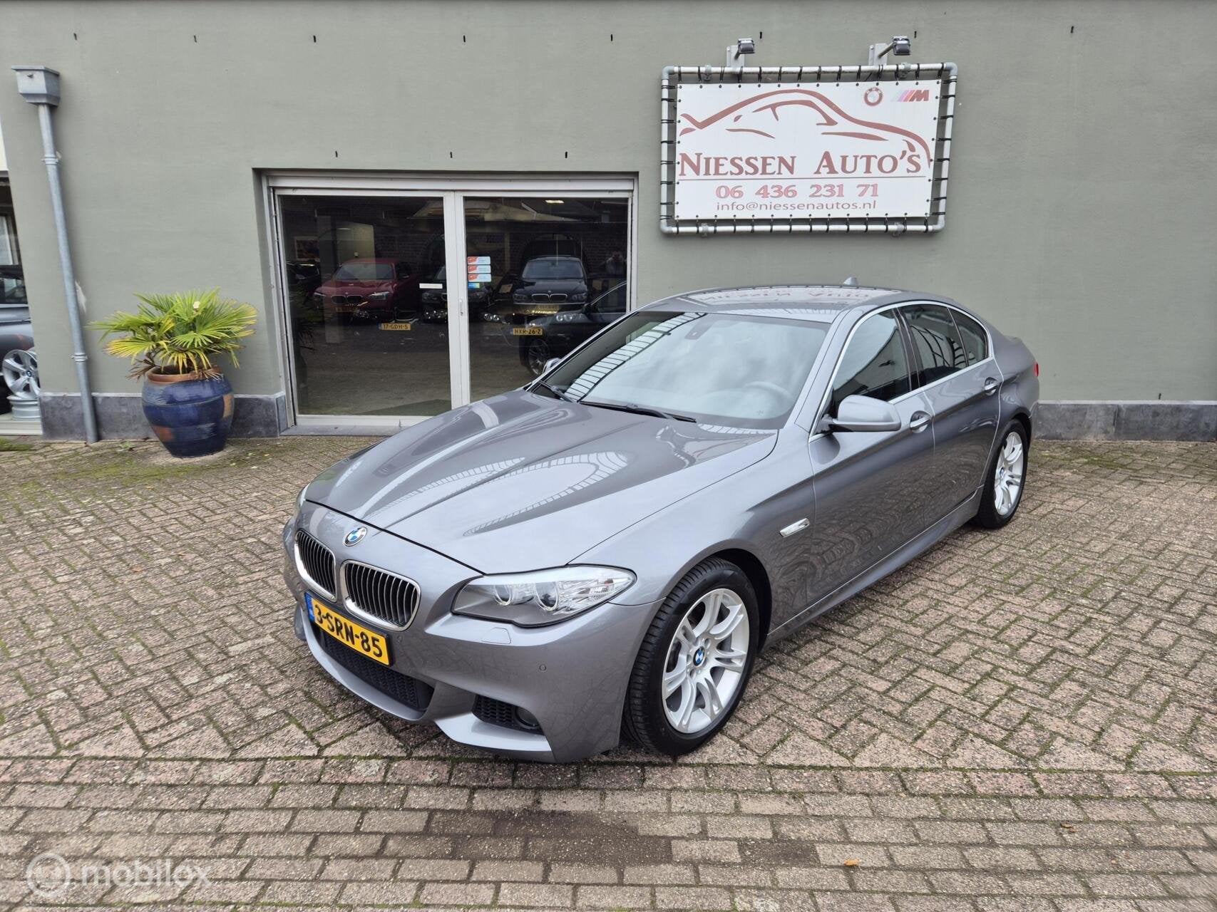 BMW 5-serie F10 520i High Executive M-sport Nwe ketting, Automaat, Euro 5, Achterwielaandrijving, Zwart