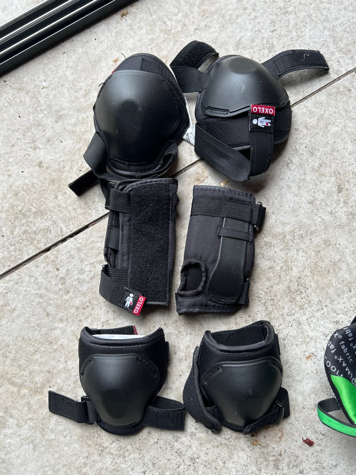 Oxelo Skate Beschermset - Knie-, Elleboog- en Polsbeschermer, Ophalen, Zo goed als nieuw