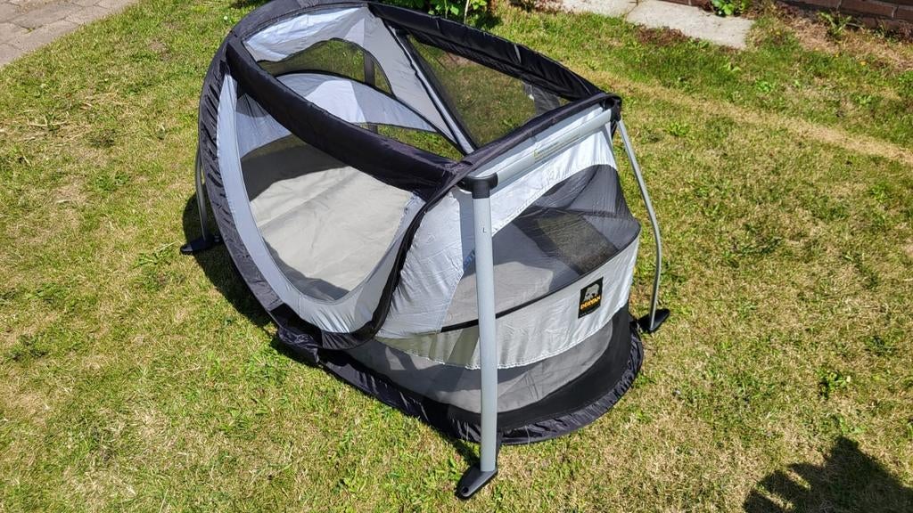 Camping bedje, Caravans en Kamperen, Ophalen, Zo goed als nieuw