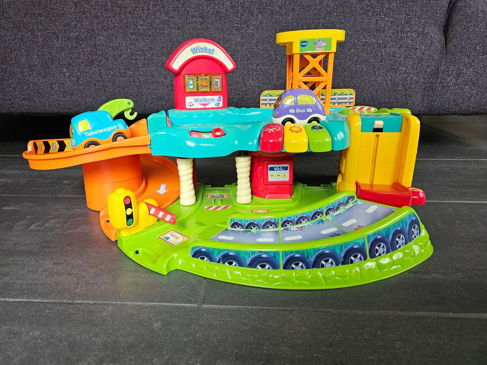 VTech Toet Toet Auto's Garage met takelwagen en bus, Ophalen of Verzenden, Gebruikt, 2 tot 4 jaar
