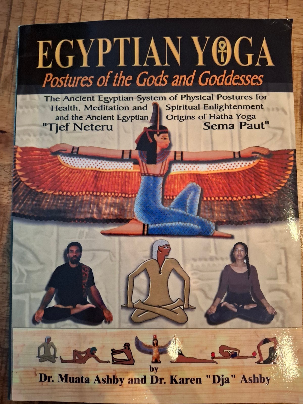 Egyptian Yoga: Houdingen van Goden en Godinnen, Meditatie of Yoga, Ophalen of Verzenden, Zo goed als nieuw, Dr. Muata Ashby and Dr. Karen "Dja" Ashby