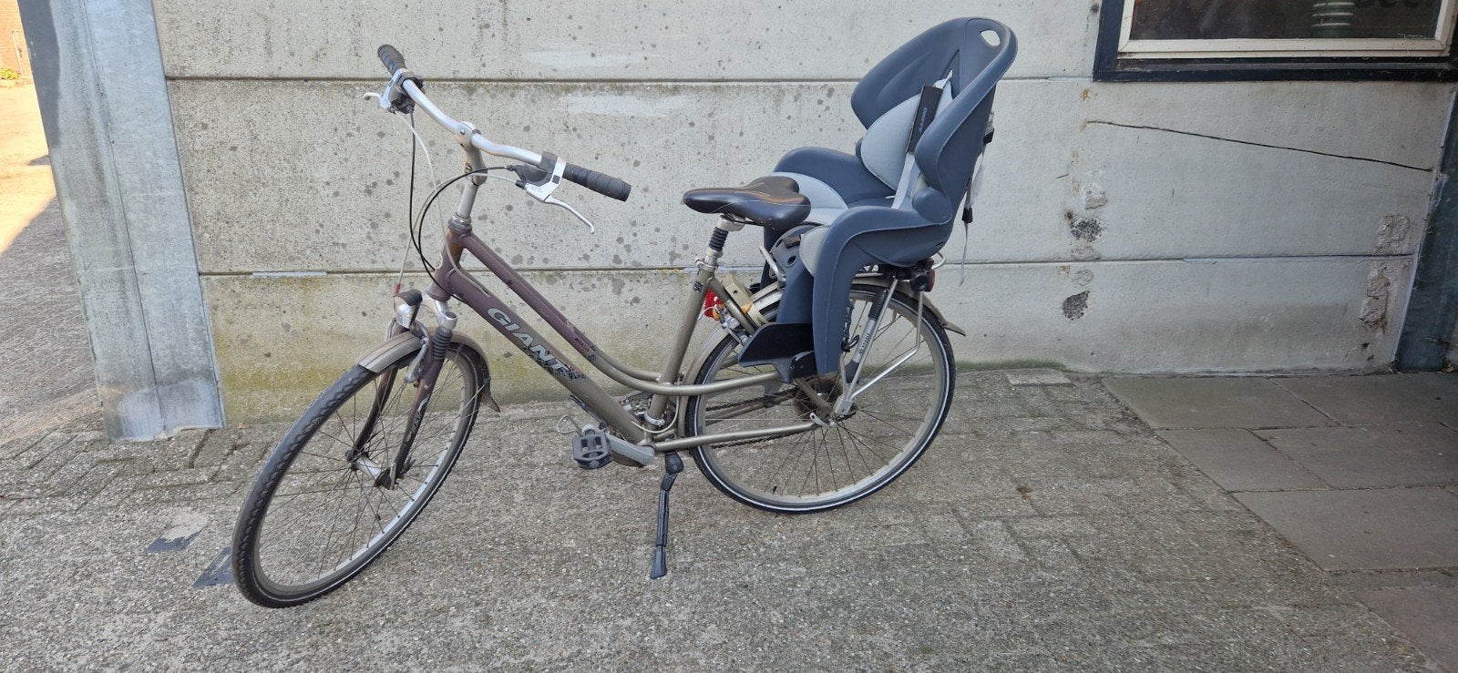 Giant damesfiets met kinderzitje - Gebruikt, Fietsen en Brommers, Fietsen | Dames | Damesfietsen, Ophalen, Gebruikt, Velgrem, Versnellingen
