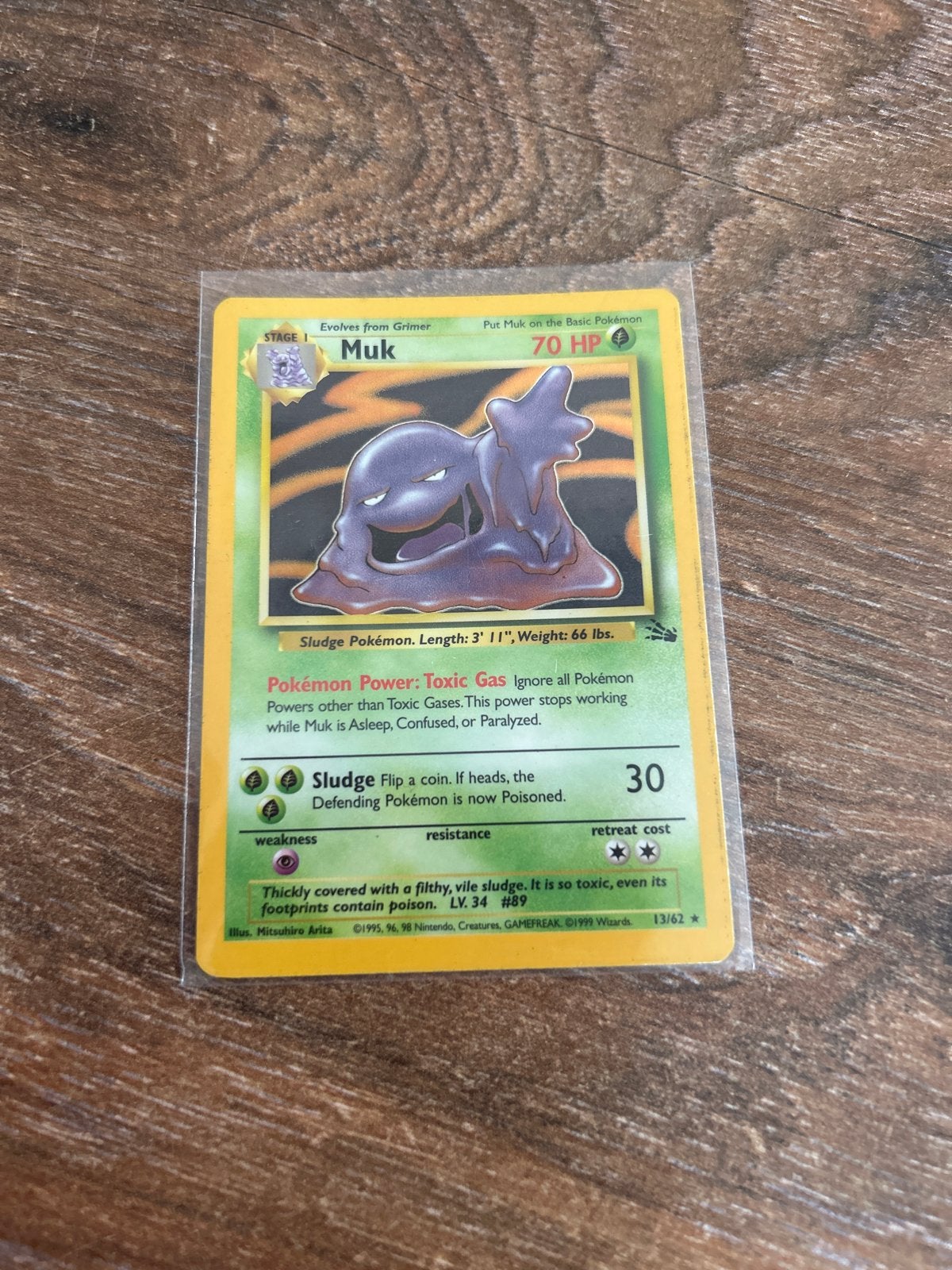 Pokemon Muk 13/62 Fossil Set 1999 WOTC, Ophalen of Verzenden, Zo goed als nieuw, Losse kaart