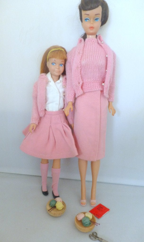 Barbie Skipper School Days #1907 variatie outfit, vintage, Verzamelen, Poppen, Ophalen of Verzenden, Zo goed als nieuw, Kleertjes