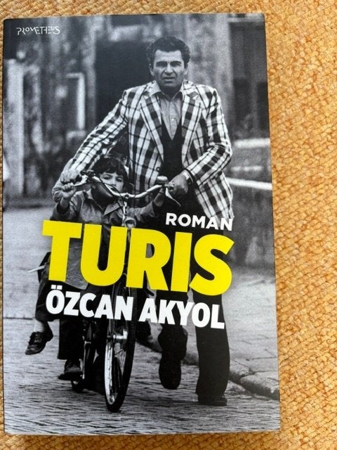 Akyol, Özcan	- Turis, Ophalen of Verzenden