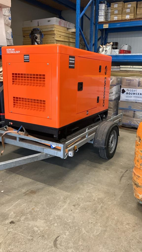 Daewoo Diesel Aggregaat op Aanhanger - 30 kVA, Doe-het-zelf en Verbouw, Aggregaten, Elektrisch startend, Dieselolie, Nieuw, Ophalen of Verzenden