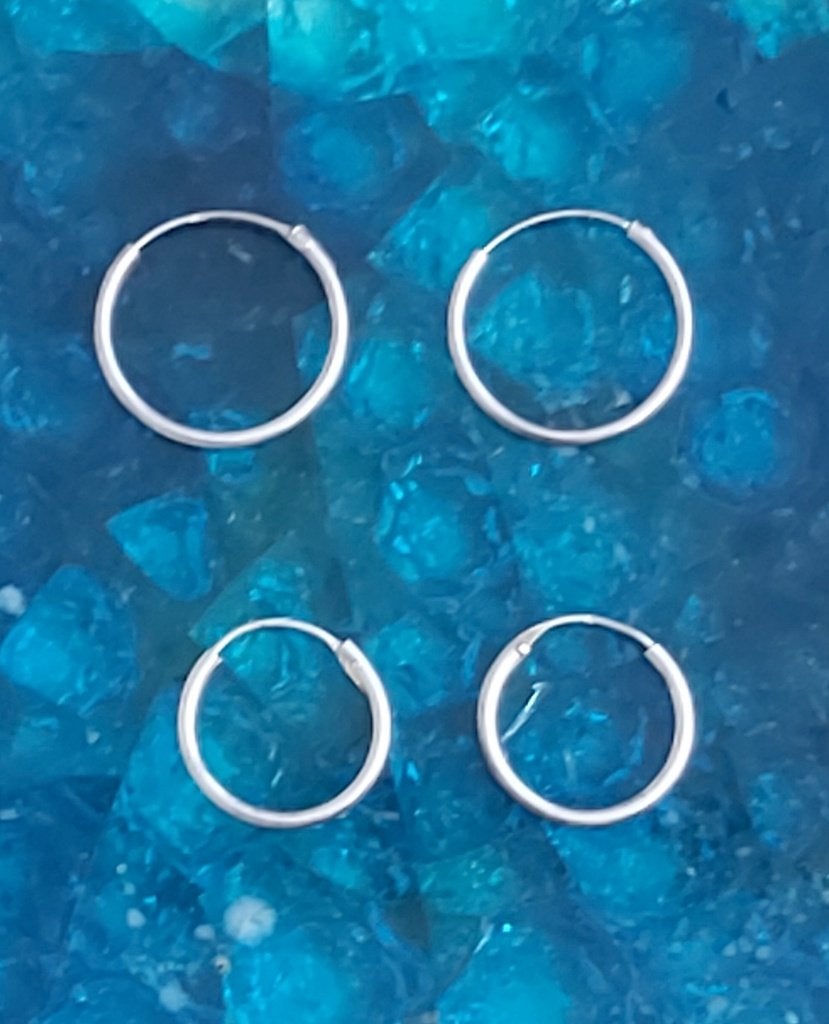 2 Paar 925 Zilveren Oorringen (creolen) 15 mm en 20 mm., Gebruikt, Ophalen of Verzenden, Knopjes of Stekers, Zilver