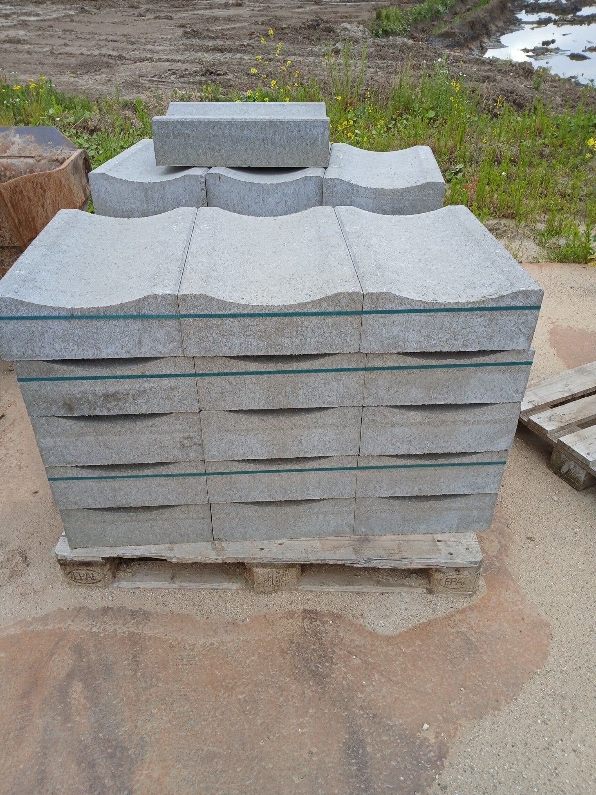 Goot elementen 60cmx40x12,5/15cm lxbxh - 31 stuks, Ophalen of Verzenden, Beton, Overige typen
