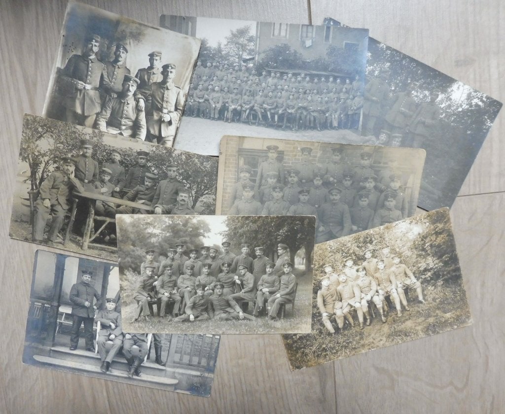 8 x originele Duitse WO1 foto's (AK) groepsfoto's soldaten, Verzamelen, Verzenden, Landmacht, Duitsland, Foto of Poster
