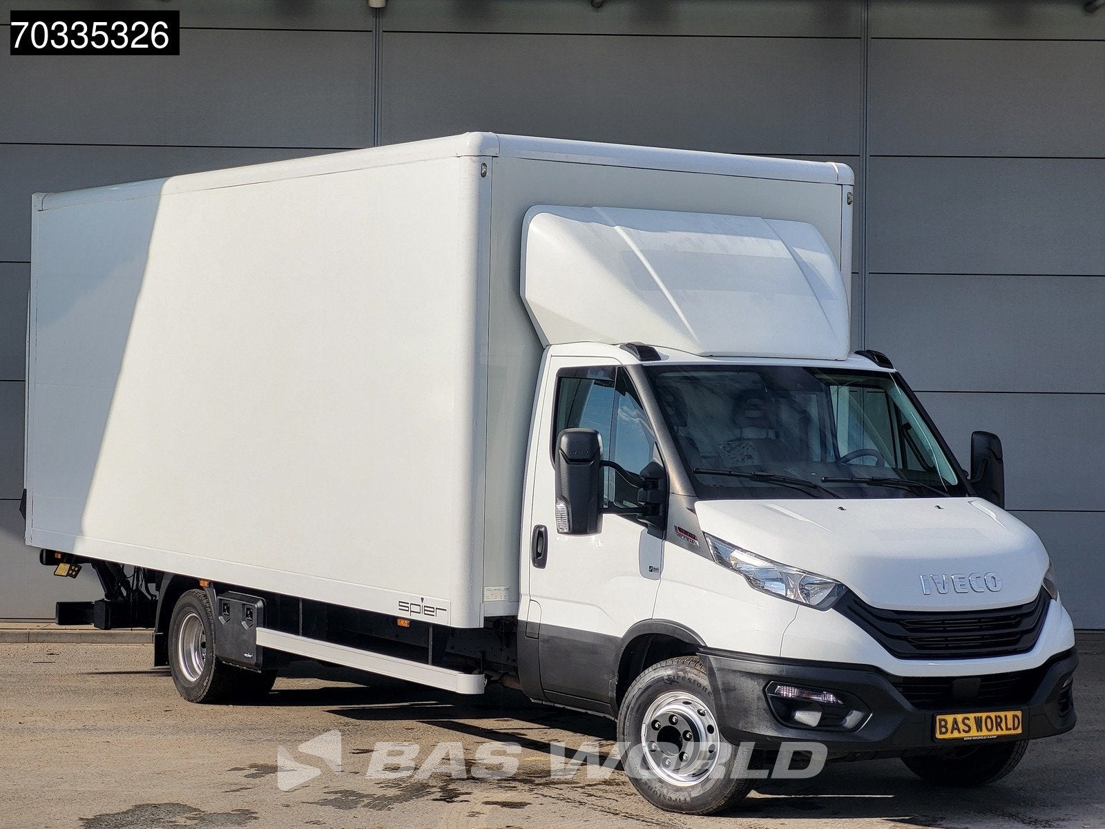 Iveco Daily 72C21 3.0L Automaat 1000KG Laadklep Dubbellucht, Automaat, Stof, Gebruikt, Euro 6