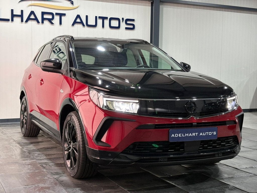 Opel GRANDLAND 1.6 Turbo Plug-In Hybrid Black line Automaat, Auto's, Opel, 4 cilinders, Bedrijf, Automatische klimaatregeling