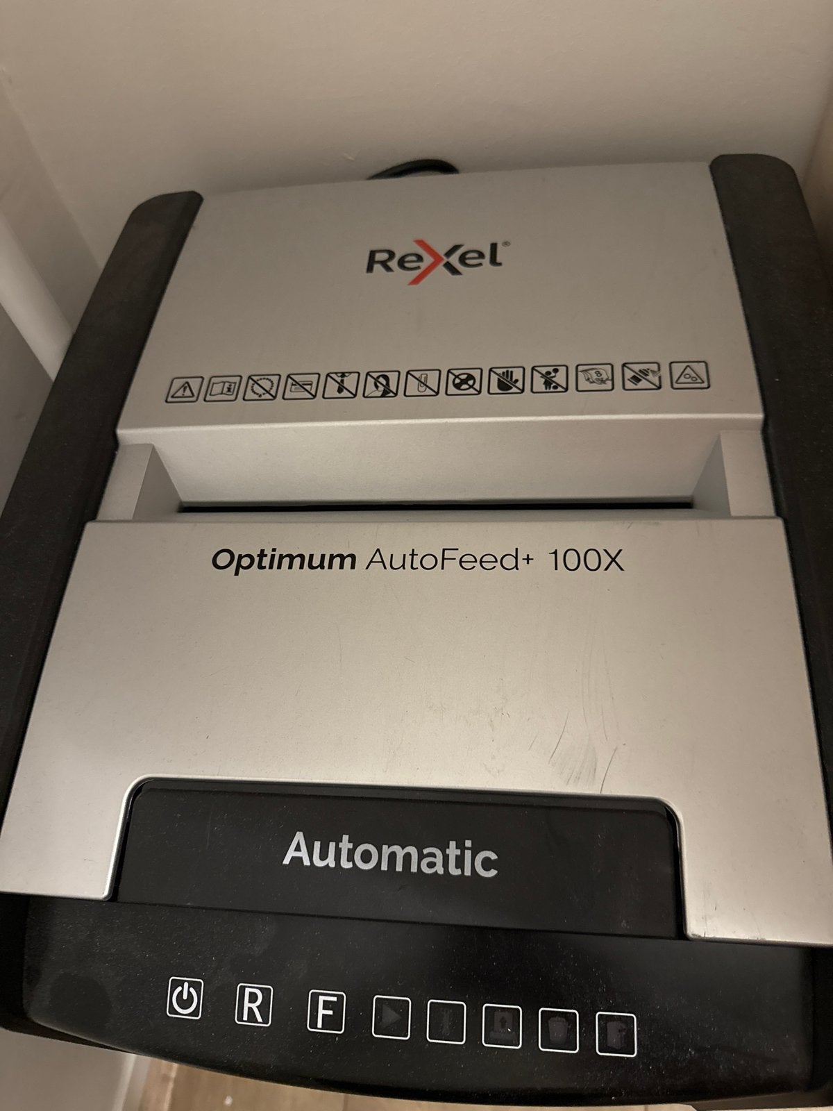 Rexel Optimum AutoFeed+ 100X automatische papiervernietiger, Ophalen of Verzenden, Gebruikt