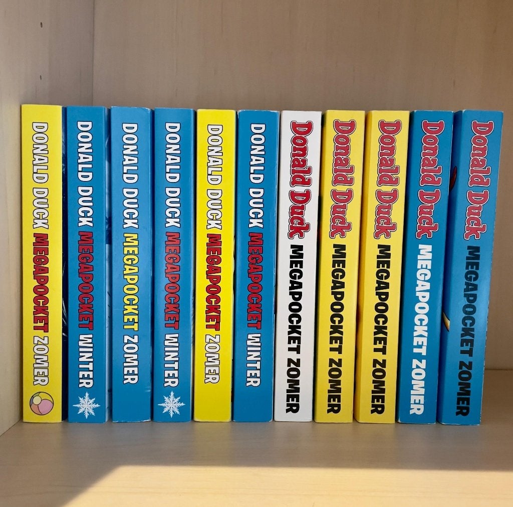Prachtige set van 11 Donald Duck Mega pockets (zomer/winter), Meerdere stripboeken, Ophalen of Verzenden, Zo goed als nieuw, Donald Duck / Disney