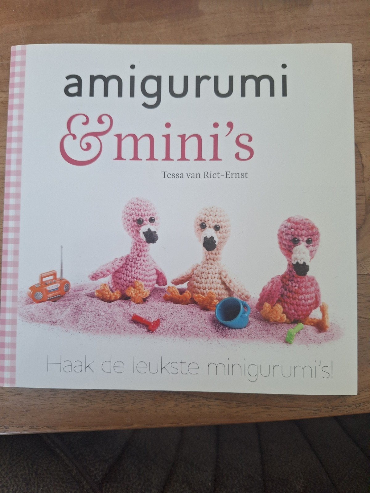 Amigurumi & Mini's: Haak de leukste minigurumi's!, Hobby en Vrije tijd, Dieren, Meerkleurig, Ophalen of Verzenden, Zo goed als nieuw