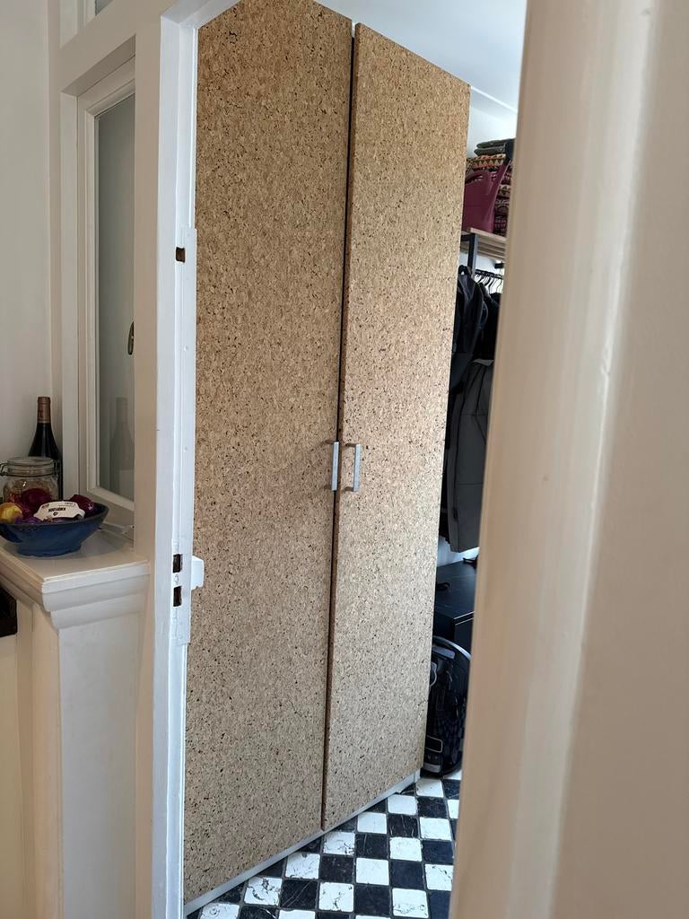 Paxkast met kurk deuren, Huis en Inrichting, Ophalen, Overige materialen, Gebruikt, 200 cm of meer