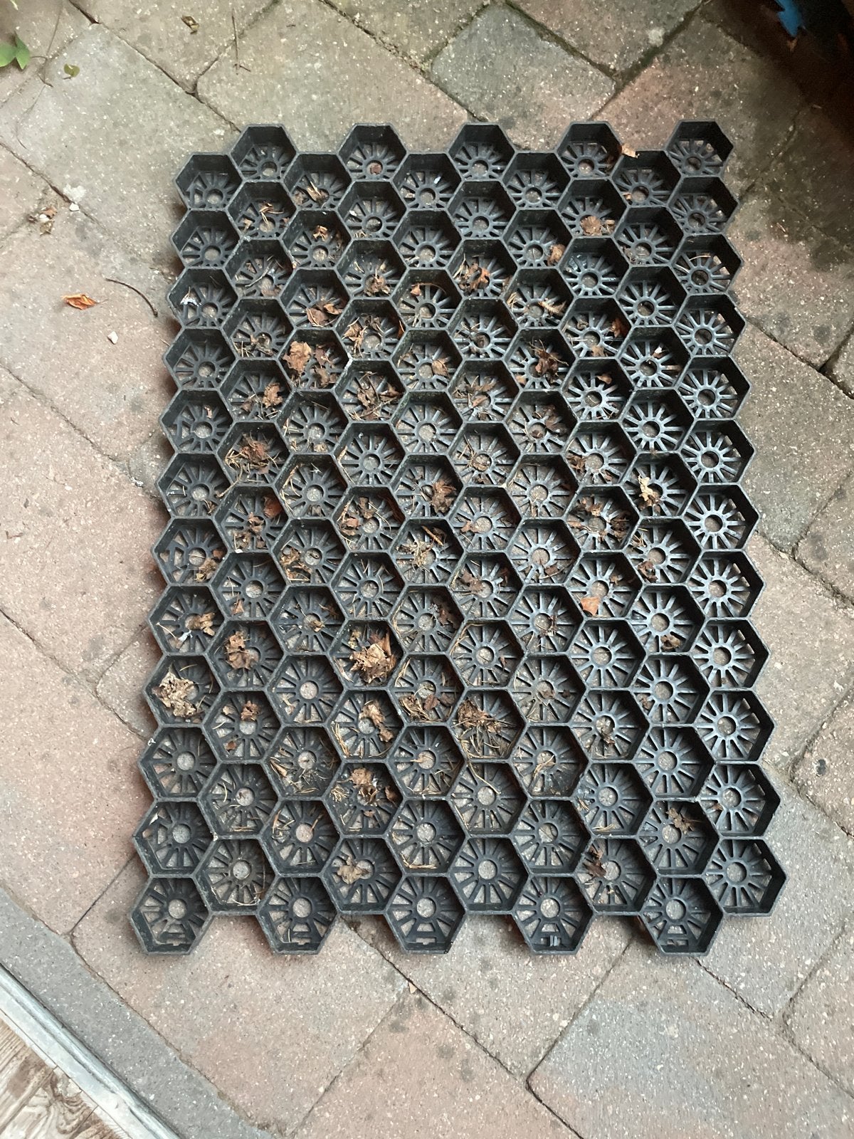 Honinggraad mat Grastegels 4 cm hoog, Tuin en Terras, Ophalen, Gebruikt, Minder dan 10 m², Gras
