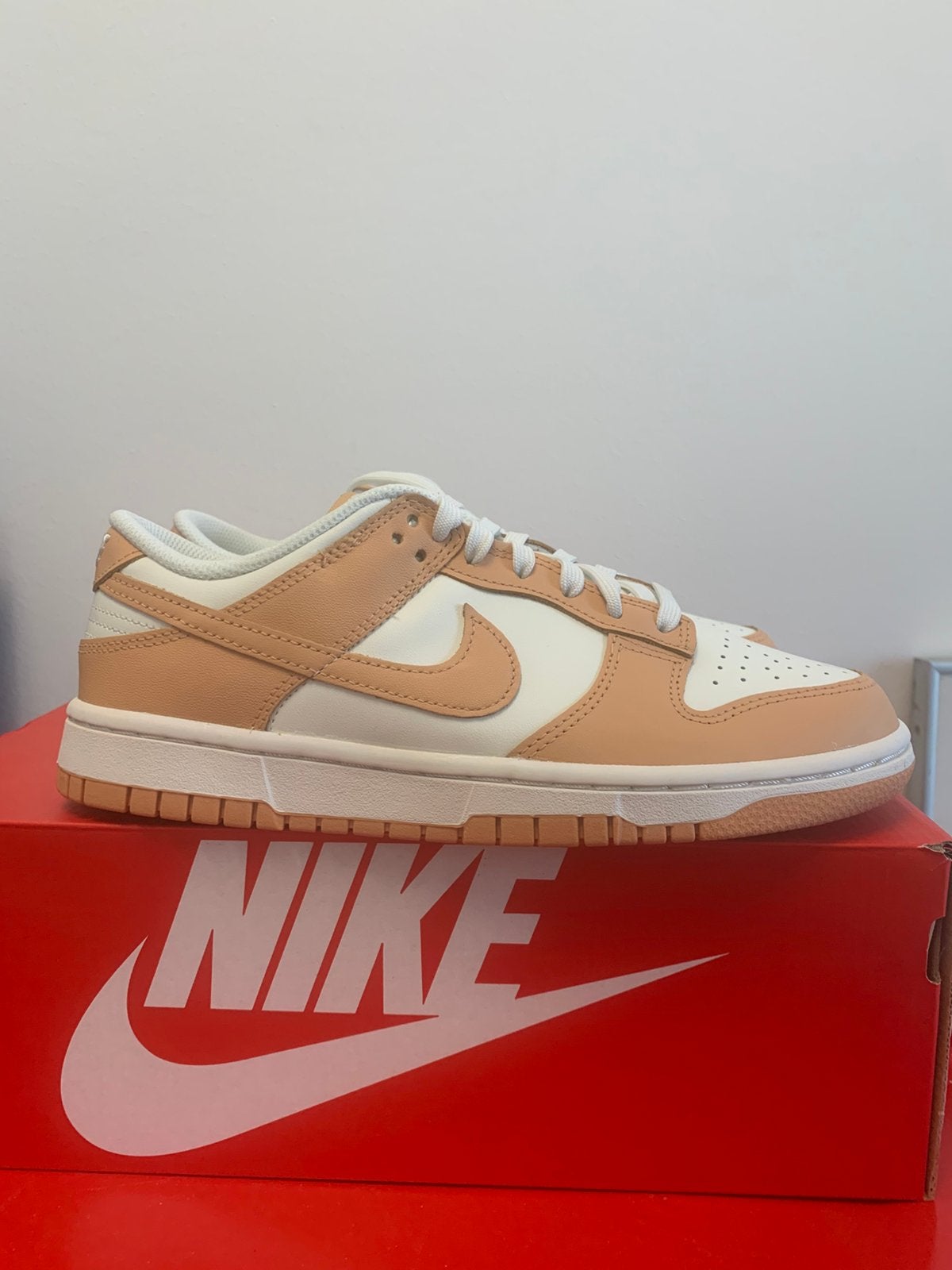 Nike Dunk Low Harvest Moon | Maat 40 | Nieuw, Overige kleuren, Nike, Nieuw, Ophalen of Verzenden
