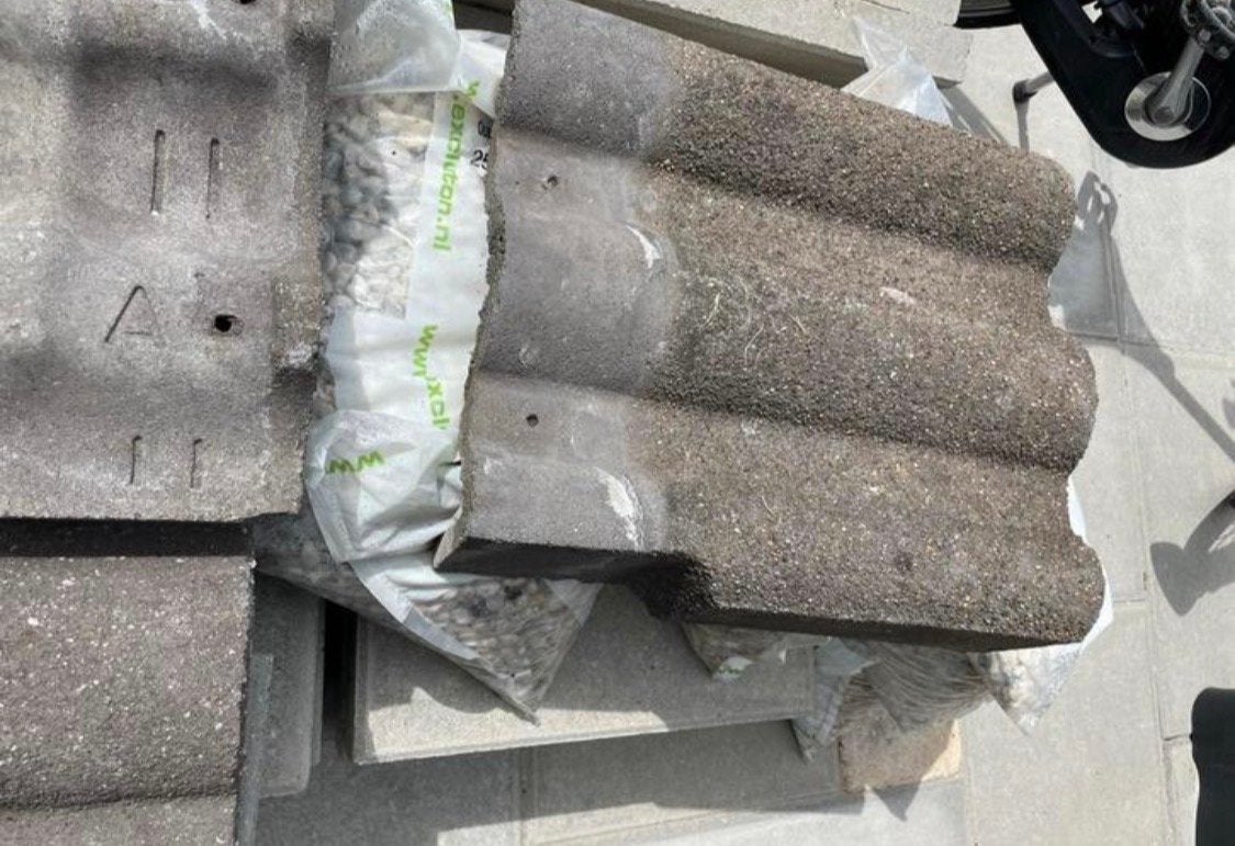 Gebruikte dakpannen - diverse soorten, Doe-het-zelf en Verbouw, Dakpannen en Dakbedekking, Ophalen, Gebruikt, Steen of Klei, Minder dan 5 m²