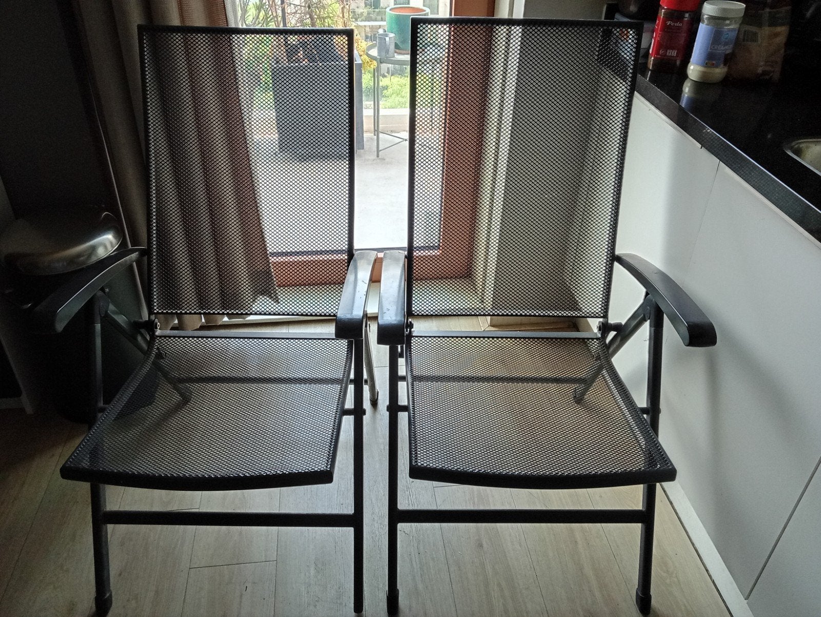 Twee inklapbare metalen tuinstoelen, Tuin en Terras, Ophalen, Gebruikt, Metaal, Inklapbaar