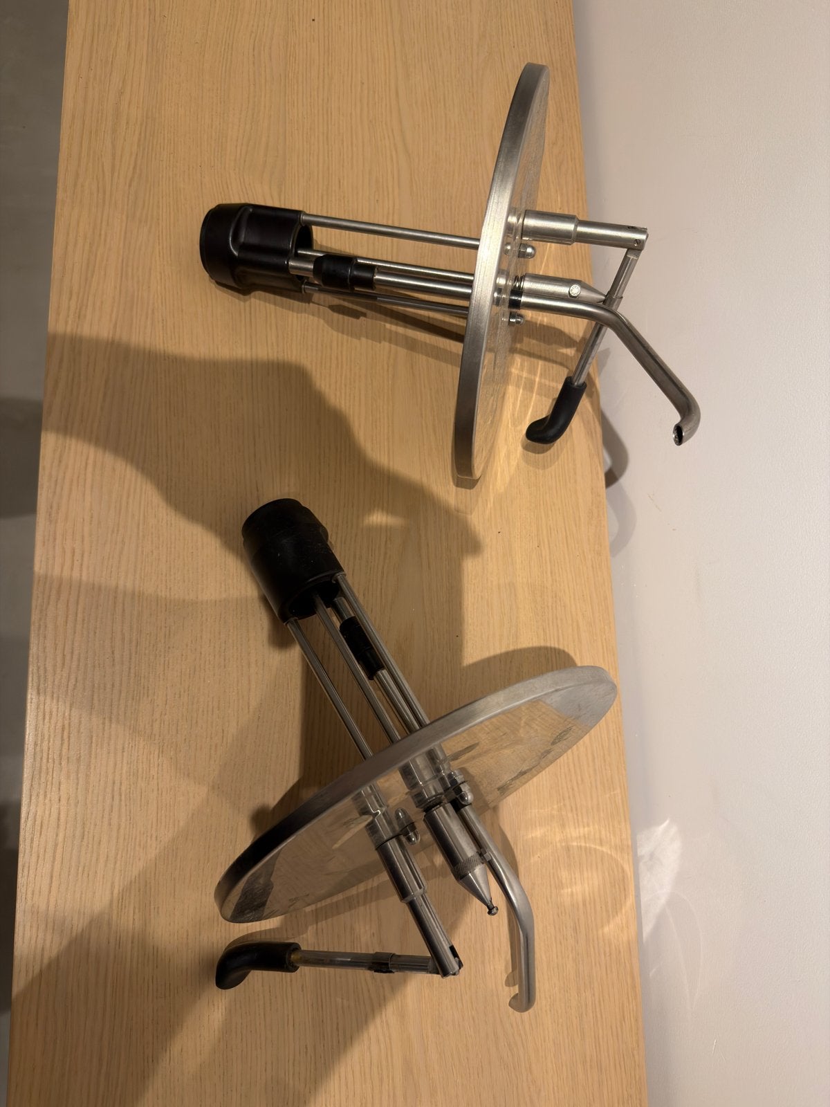 2 RVS Saus Dispensers, Ophalen of Verzenden, Gebruikt
