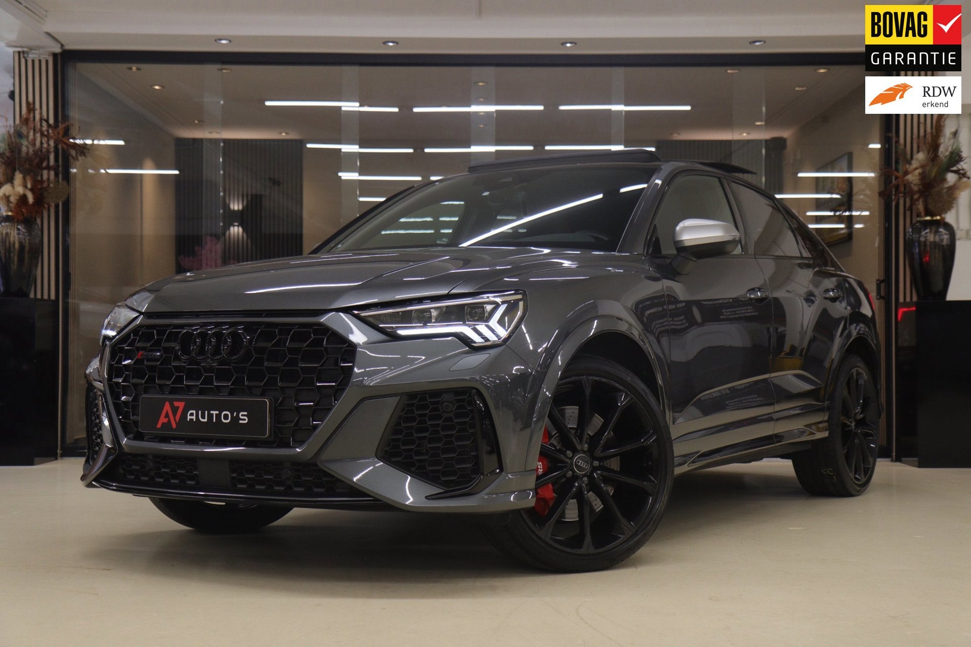 Audi RS Q3 Sportback TFSI Pano/360Cam/Carplay/RSStoelen/Blin, Auto's, Automaat, Gebruikt, Euro 6, 1675 kg