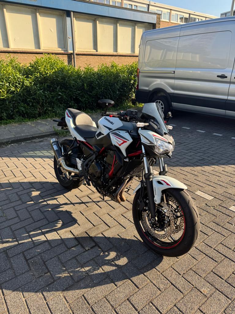 Kawasaki Z650 met extras, Gebruikt, Particulier, LED Verlichting, Naked bike