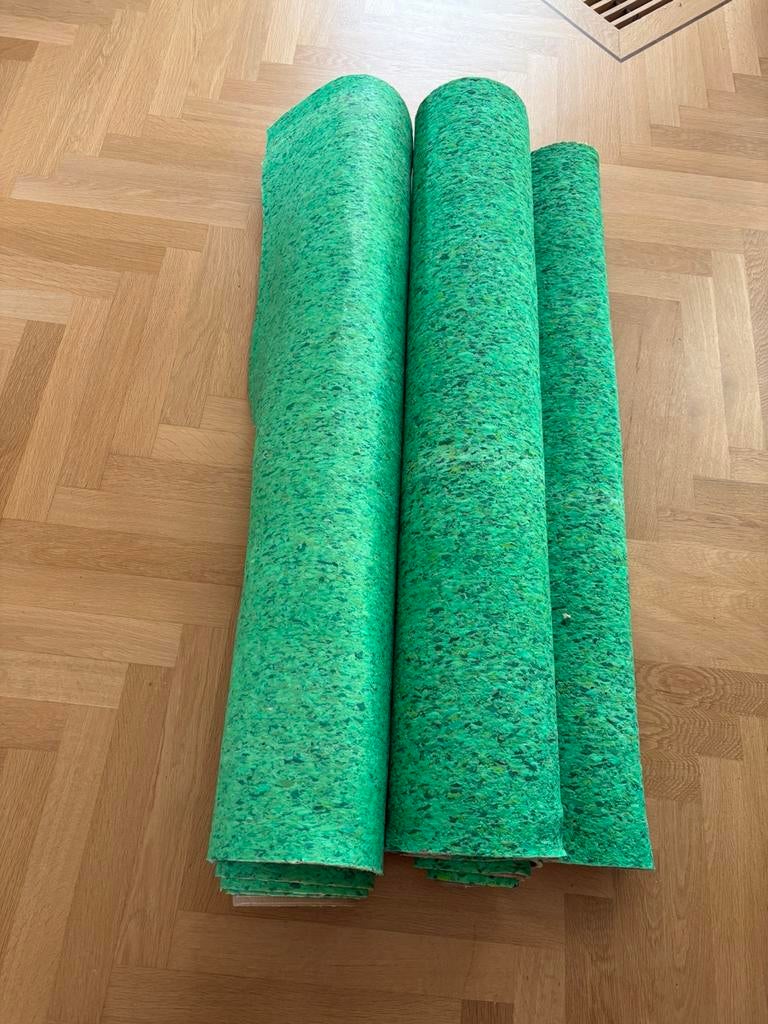 Rollen ondervloer ondertapijt 192cm x 138cm en 393cm x 138cm, Ophalen, 100 tot 150 cm, Rechthoekig, Nieuw