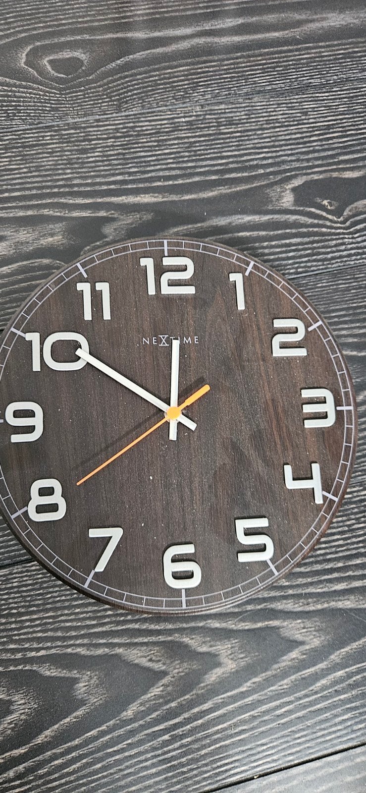 Nextime Wandklok Houtlook - Modern en Stijlvol, Ophalen, Zo goed als nieuw, Wandklok