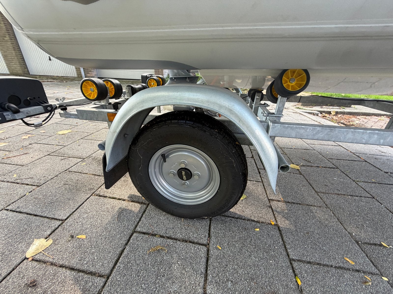 Foto 15 van Zodiac rubberboot met Yamaha 15pk motor en Pega boottrailer