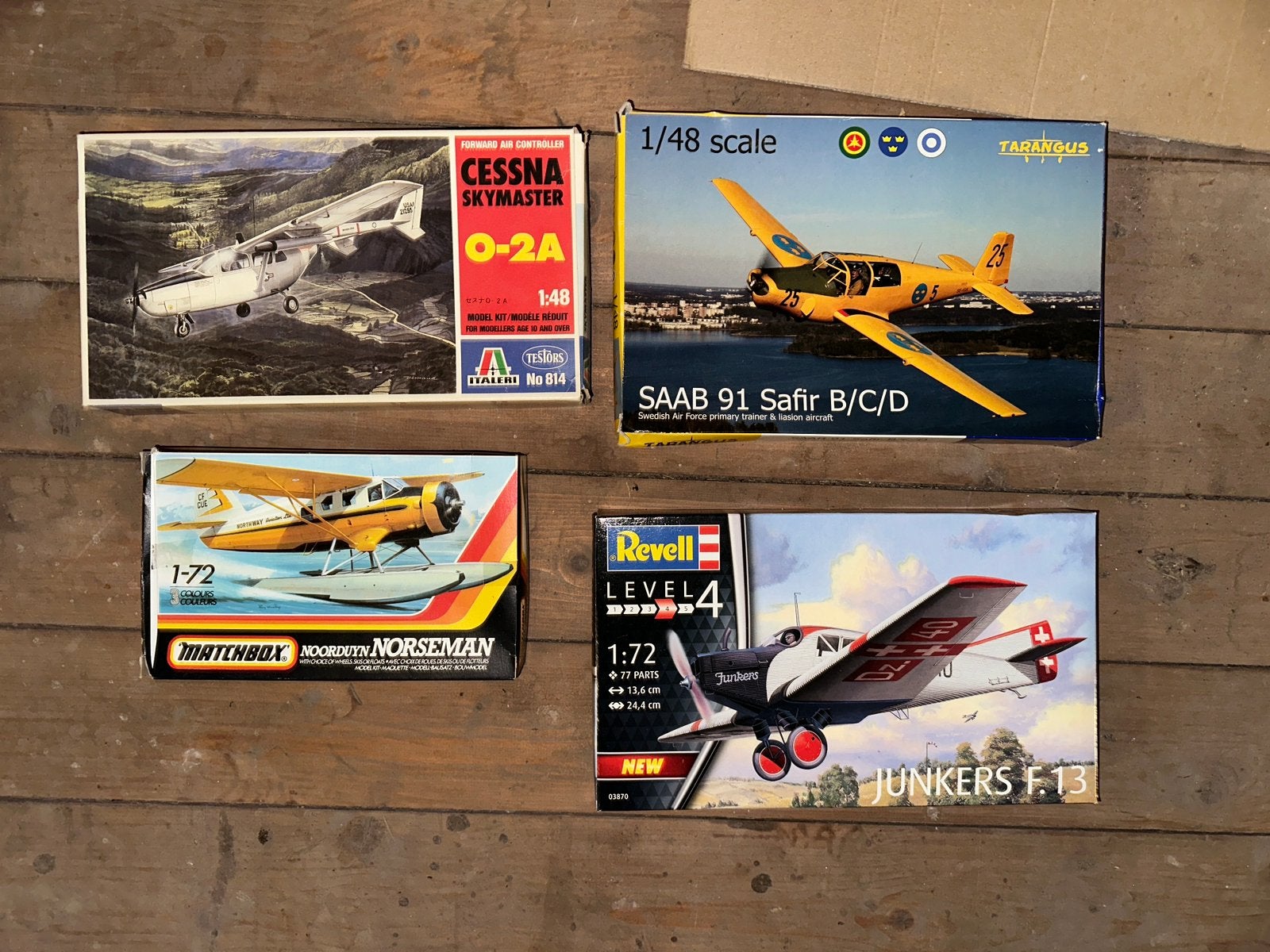 4 vliegtuig modelbouwdozen – Italeri, Tarangus, Matchbox …, Ophalen of Verzenden, Zo goed als nieuw, 1:72 tot 1:144, Revell