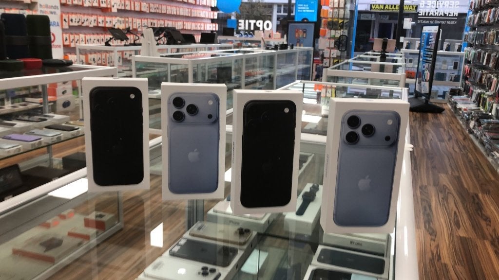 iphone 18 pro max  Black   256gb