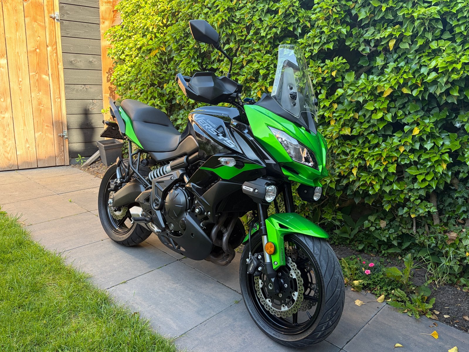 Kawasaki Versys 650, Motoren, Motoren | Kawasaki, Particulier, Toermotor, meer dan 35 kW, 2 cilinders, Motorrijbewijs A, ABS, Handvatverwarming