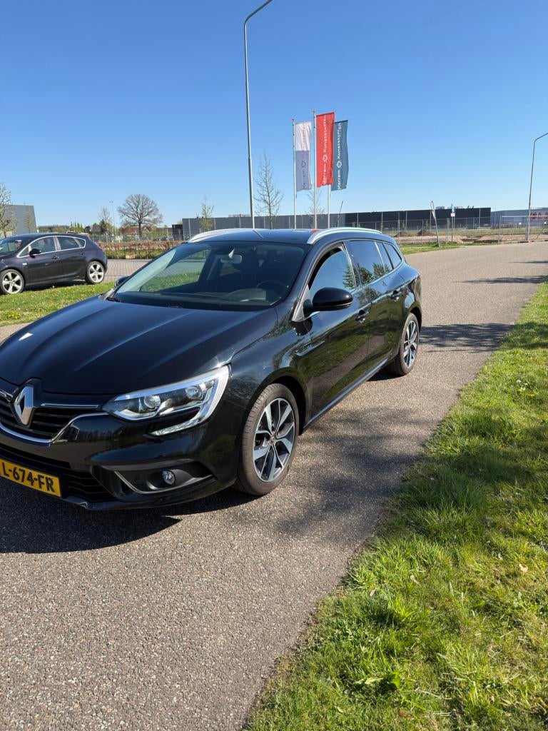 Renault Mégane 1.2 Energy TCe 130pk 2017 Zwart, Voorwielaandrijving, Euro 6, 4 cilinders, Stationwagon