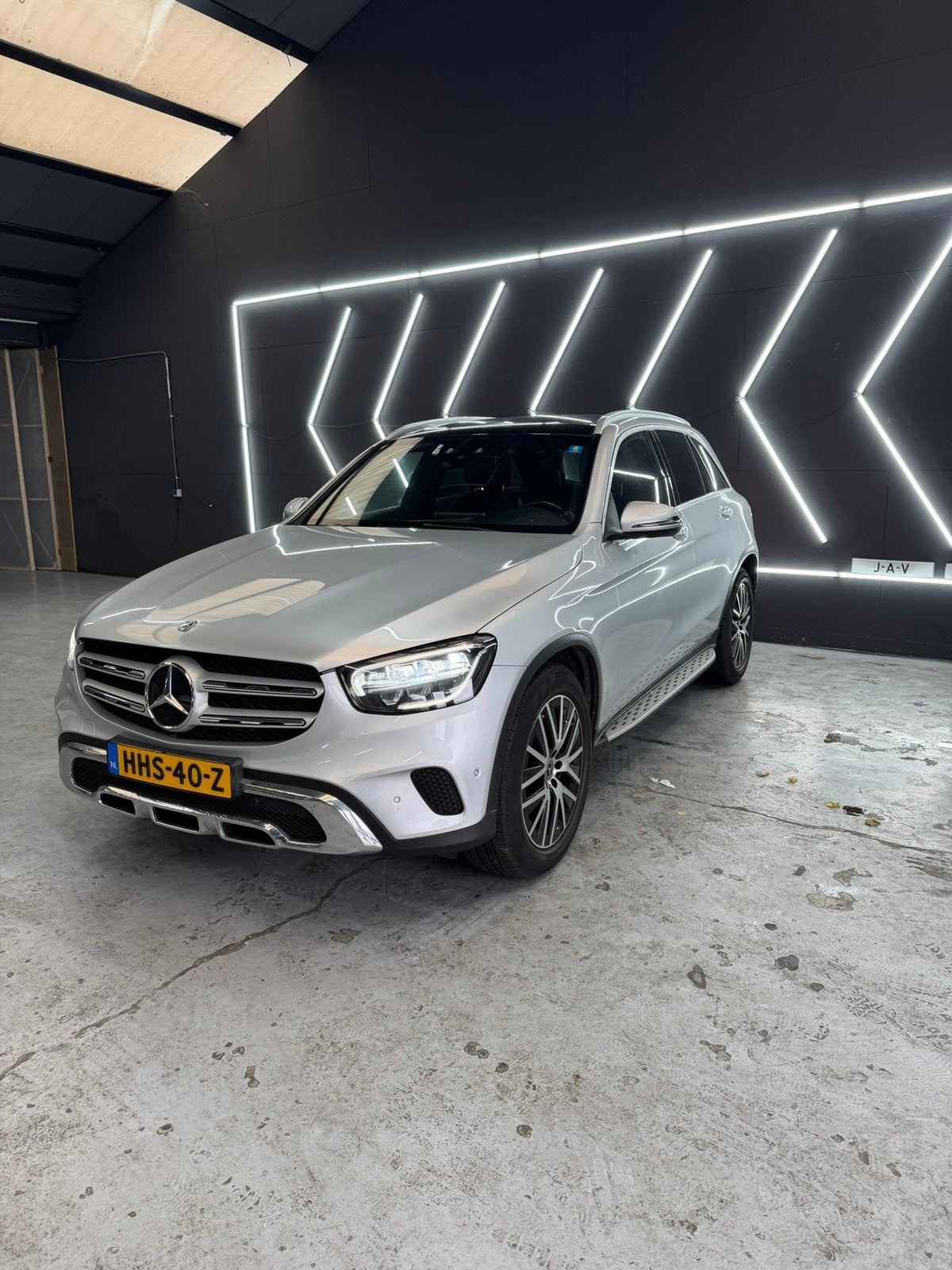 Mercedes-Benz GLC 220 d 194pk 4MATIC 9G-TRONIC 2019 Grijs, Automaat, 4 cilinders, 2500 kg, Parkeerassistent