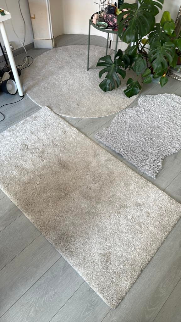Rugs & carpet, Huis en Inrichting, Stoffering | Tapijten en Kleden, Ophalen, Beige, 200 cm of meer, Zo goed als nieuw