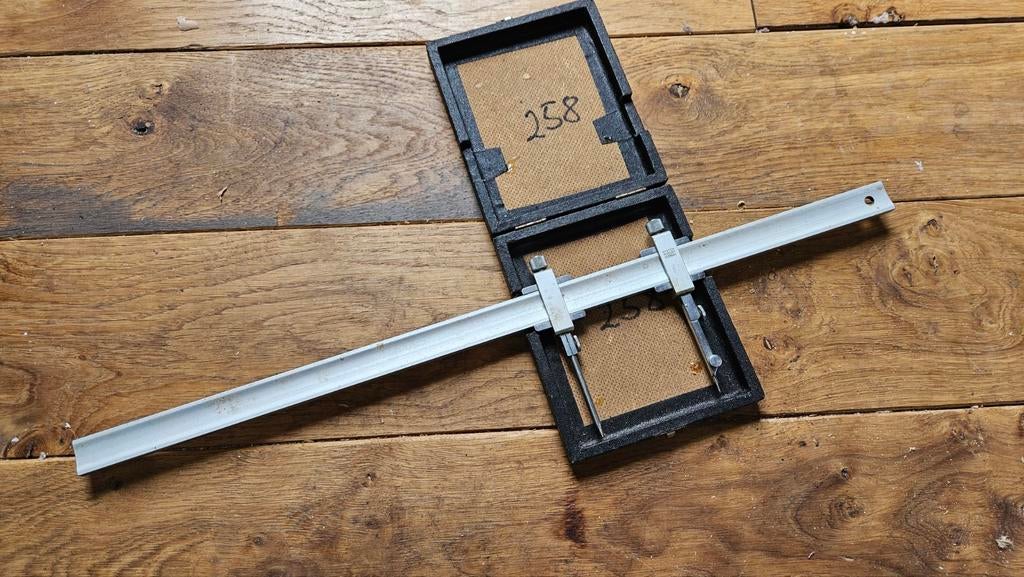 50cm Aluminium Stokpasser Wild Heerbrugg Syst. Riegler, Ophalen of Verzenden