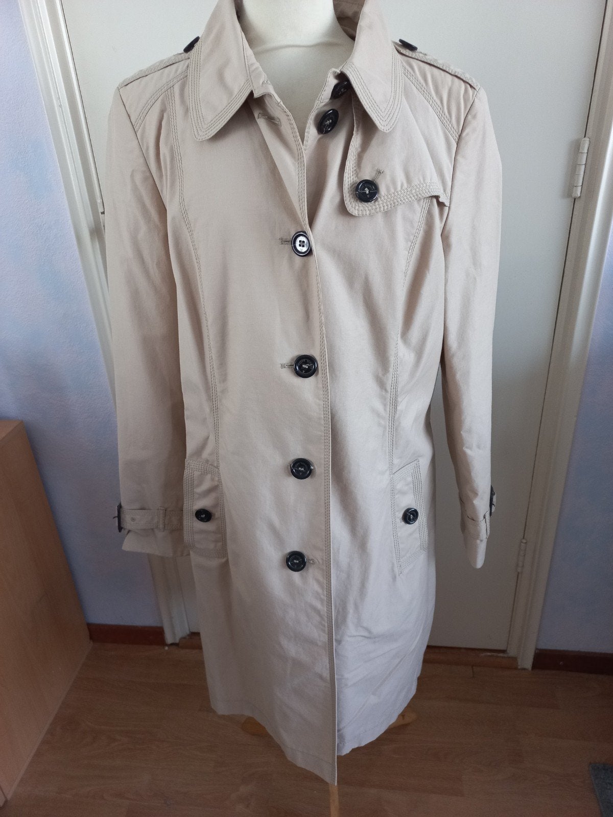 Fuchs Schmitt trenchcoat. maat 42., Kleding | Dames, Fuchs Schmitt, Ophalen of Verzenden, Zo goed als nieuw
