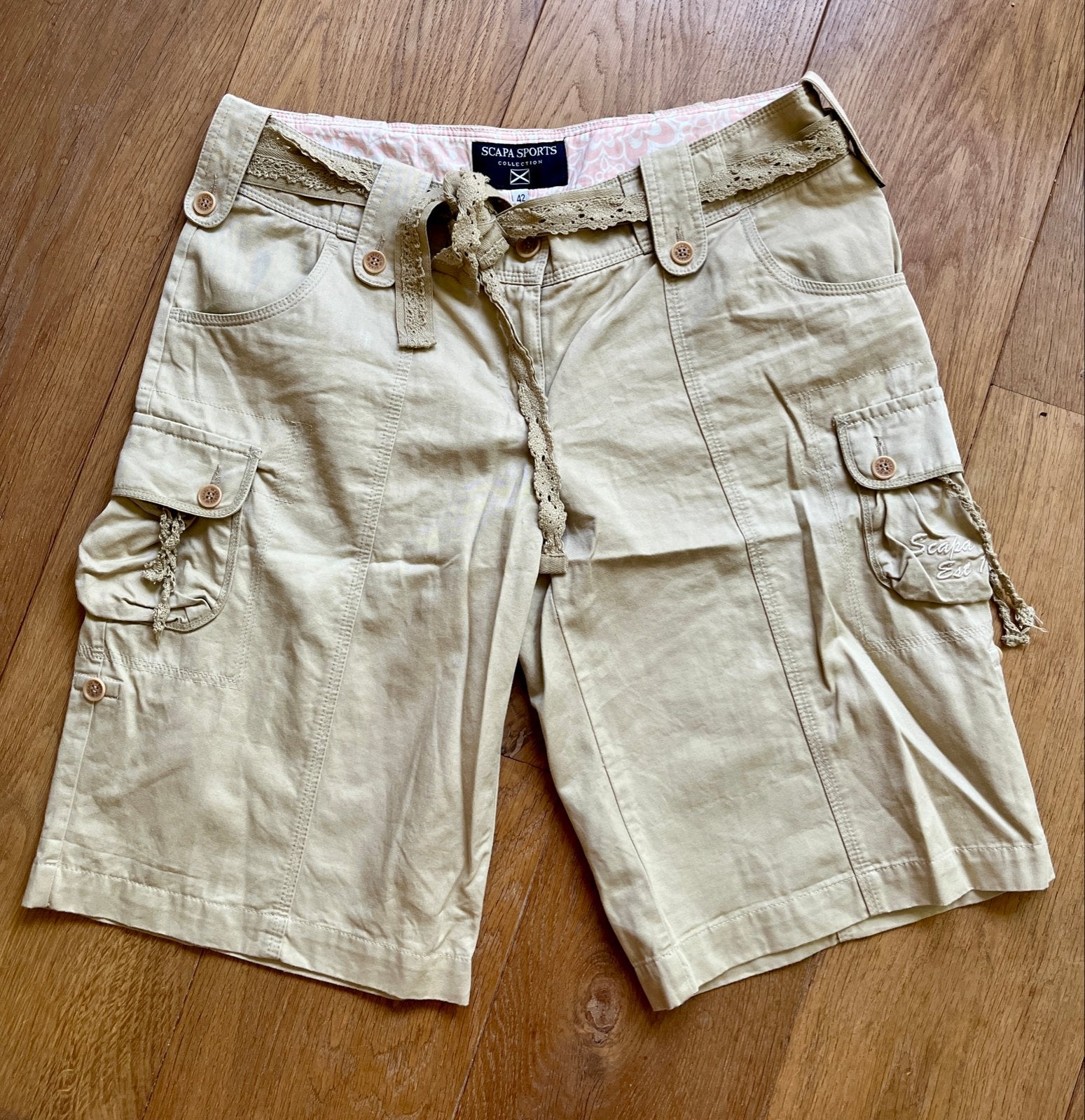 Scapa Sports korte broek/Bermuda dames beige - Maat 40/42, Kort, Beige, Maat 42/44 (L), Ophalen of Verzenden