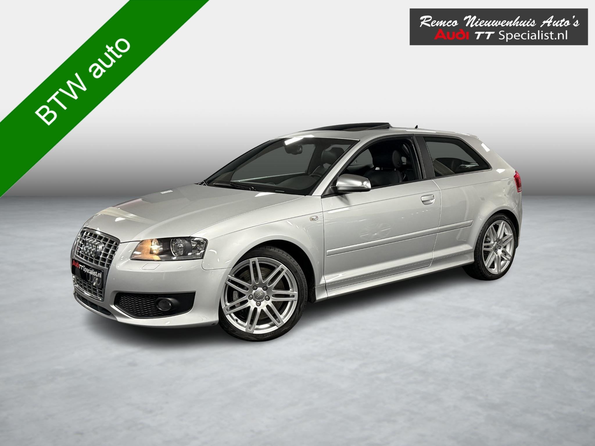 Audi A3 2.0 TFSI S3 quattro Ambition Pro Line, Auto's, Dealer onderhouden, Gebruikt, Zwart, 4 cilinders