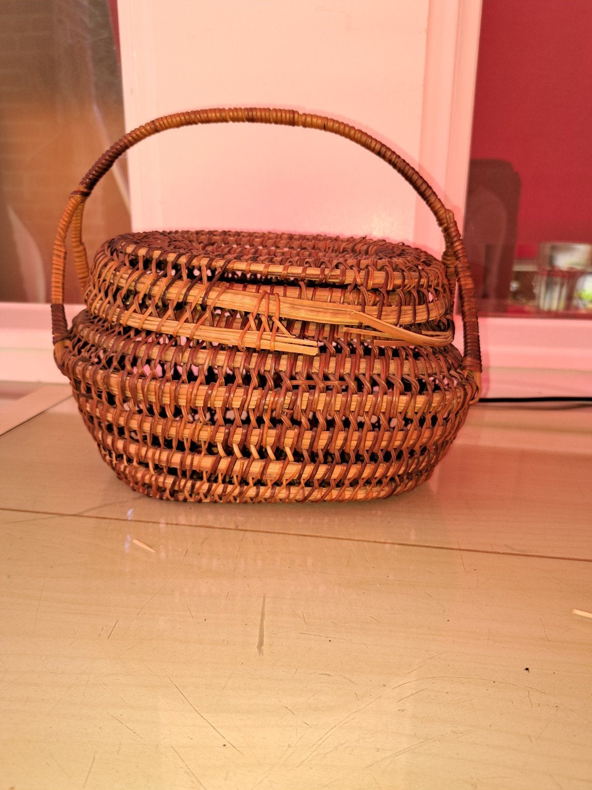 Vintage rieten mandje met deksel en handvat, Ophalen of Verzenden