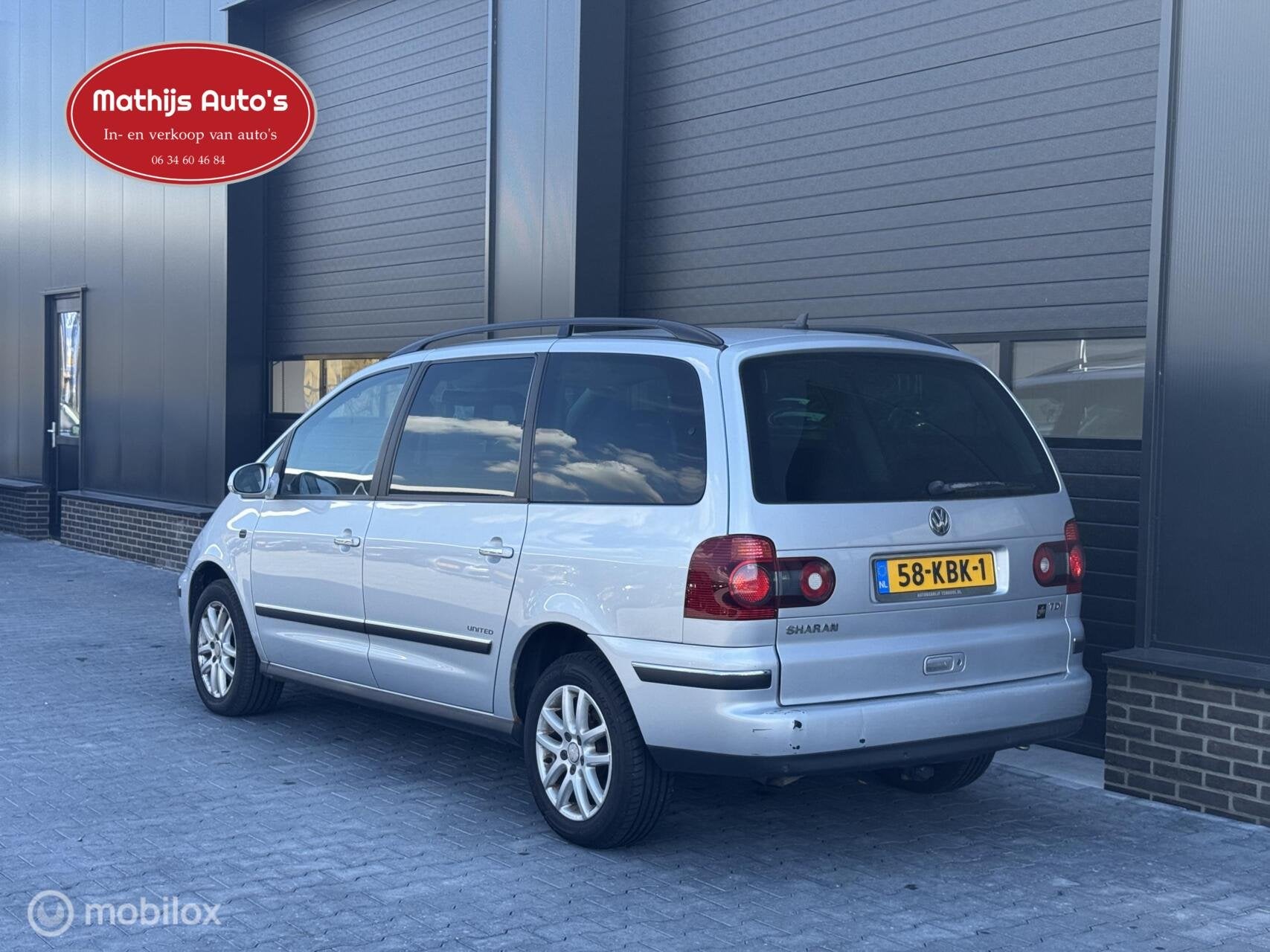 Volkswagen Sharan 1.9 TDI Highline DSG Automaat, Auto's, 4 cilinders, 1657 kg, 116 pk, 14 km/l