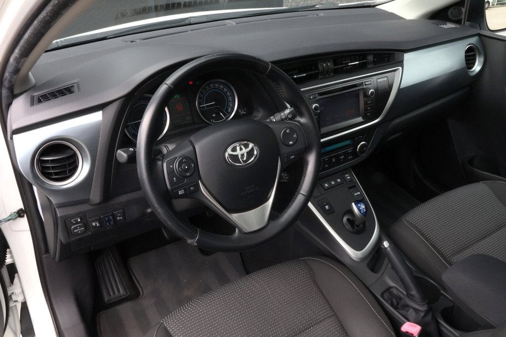 Toyota Auris 1.8 Hybrid |Panorama|Navigatie|Xenon, Auto's, Toyota, Euro 5, Gebruikt, 4 cilinders, Wit