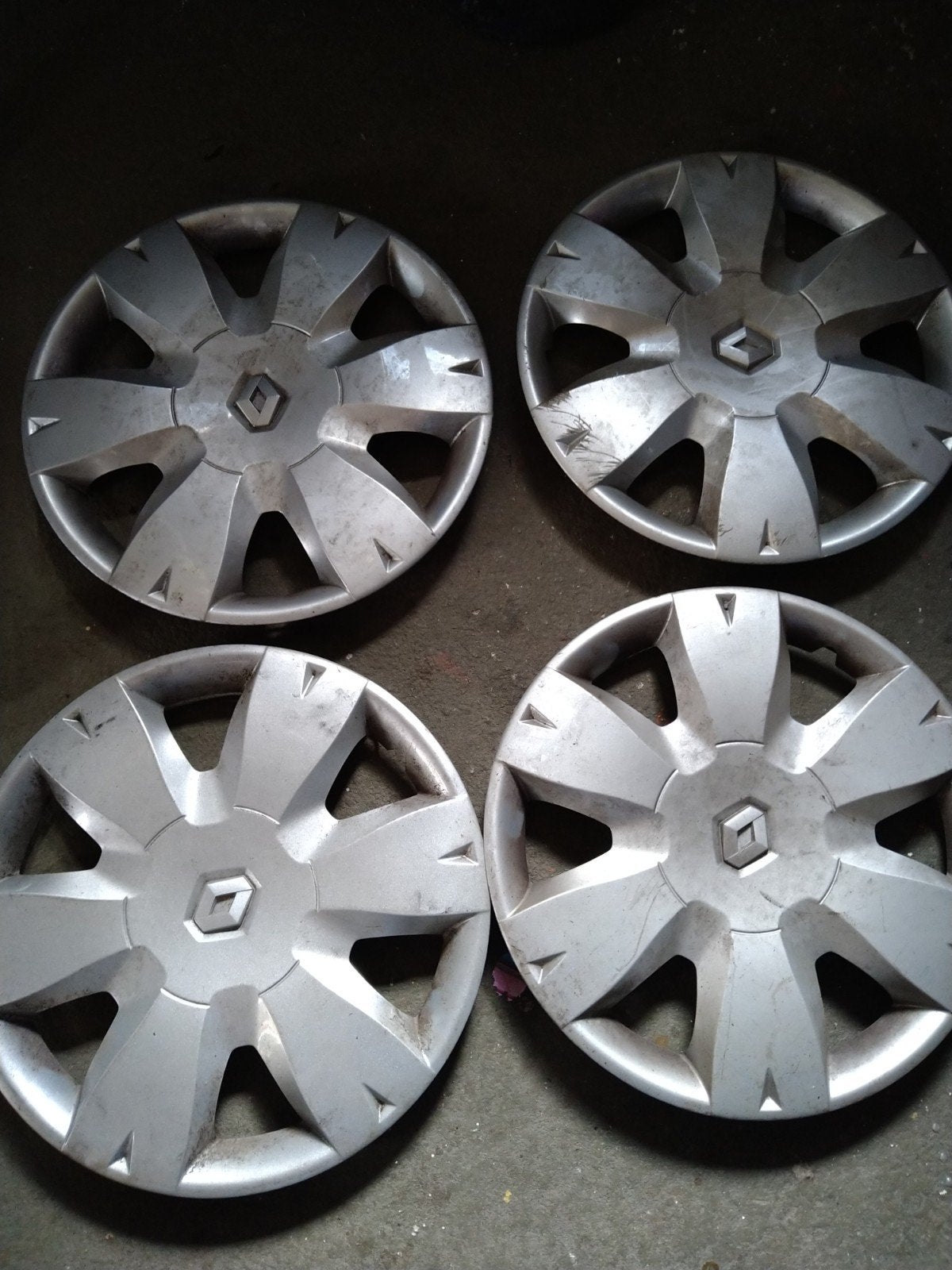 Renault wieldoppen 15 inch - Gebruikt, Ophalen, Gebruikt