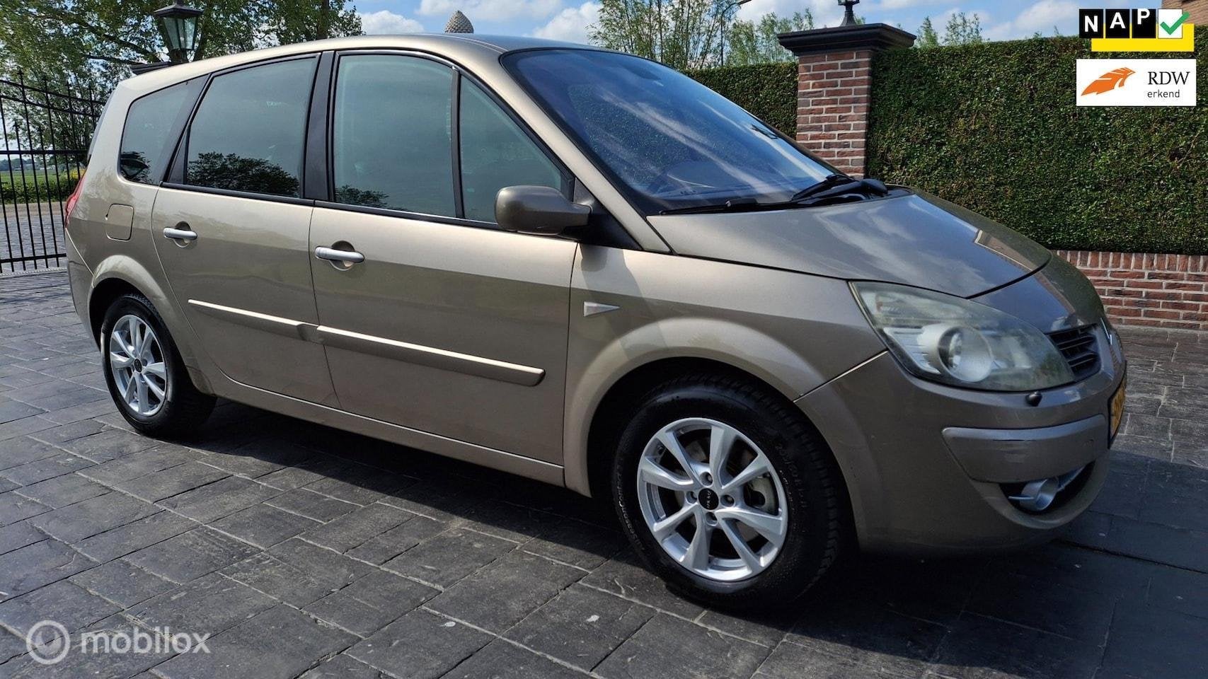 Renault Grand Scénic 2.0-16V Automaat 7 persoons Inruil Mog, Auto's, 1998 cc, 135 pk, 4 cilinders, 1505 kg