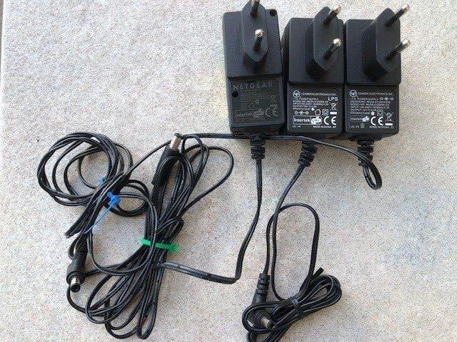 Adapter  Voeding Lader Leader Electronics, Ophalen of Verzenden, Zo goed als nieuw